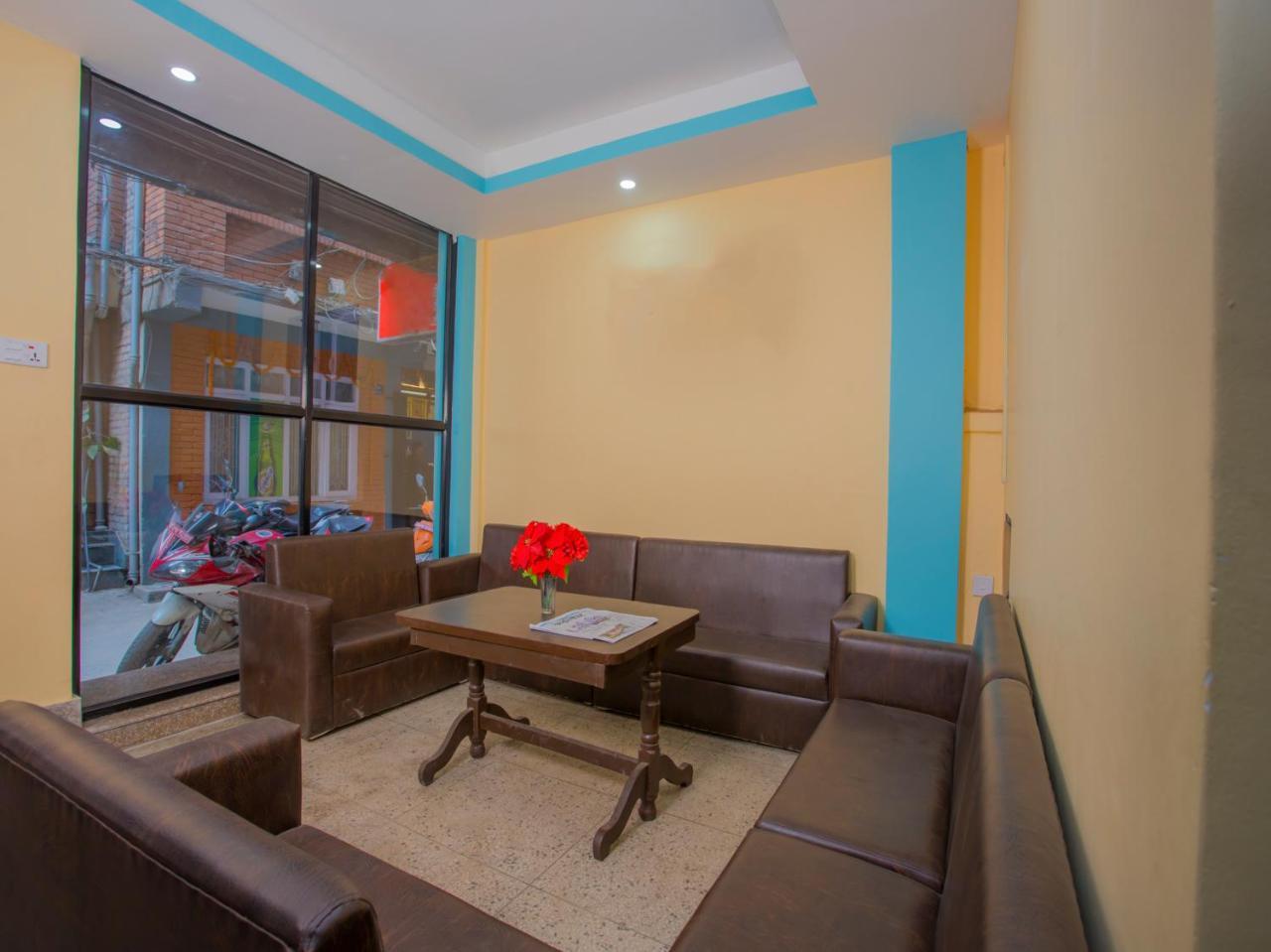 Oyo 287 Hotel Buddha Palace カトマンズ エクステリア 写真